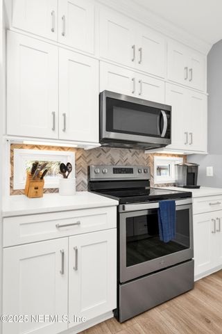 1306 1ST Street S, Jacksonville Beach, FL 32250