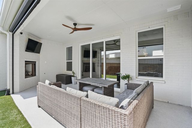 14341 Overlook Park Drive, Fort Worth, TX 76008