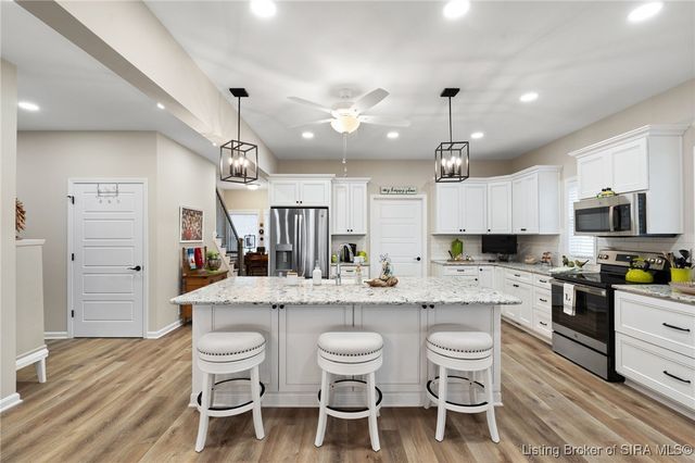 4808 Upper River Road, Jeffersonville, IN 47130