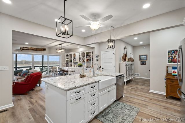 4808 Upper River Road, Jeffersonville, IN 47130