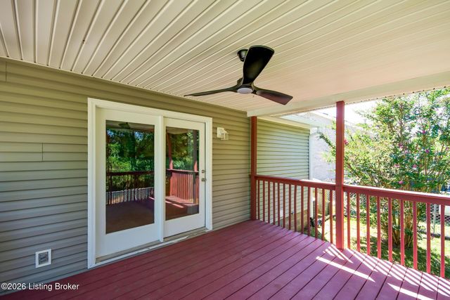633 River Oaks Dr, Shepherdsville, KY 40165