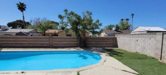 2932 Demetrius Avenue, Las Vegas, NV 89101