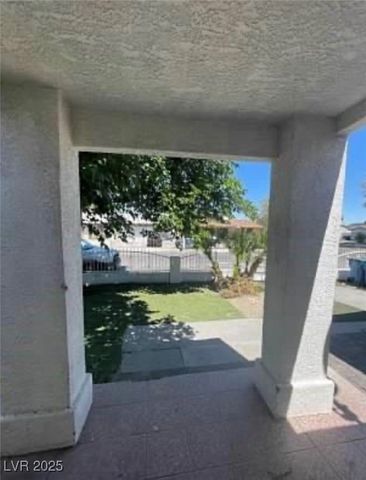 2932 Demetrius Avenue, Las Vegas, NV 89101