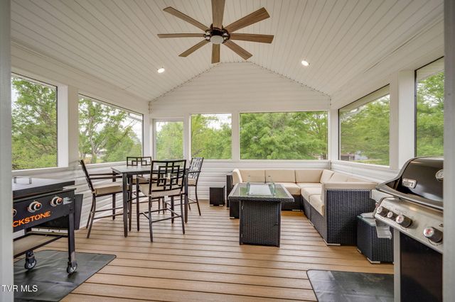 155 Thelma Hannabas Lane, Jonesborough, TN 37659