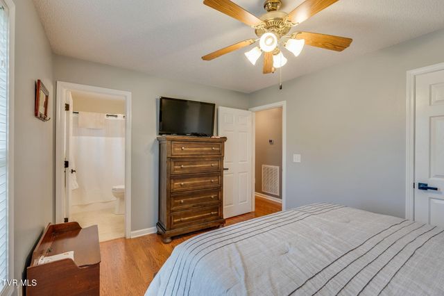 155 Thelma Hannabas Lane, Jonesborough, TN 37659