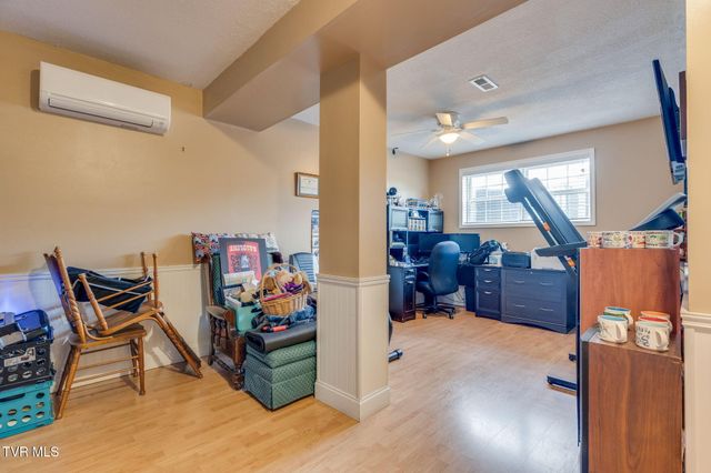 155 Thelma Hannabas Lane, Jonesborough, TN 37659