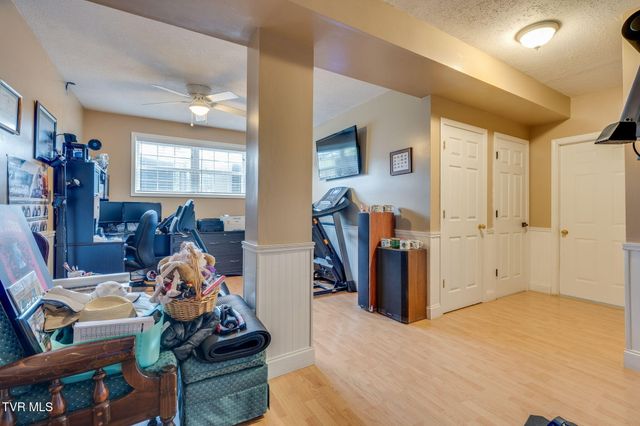 155 Thelma Hannabas Lane, Jonesborough, TN 37659