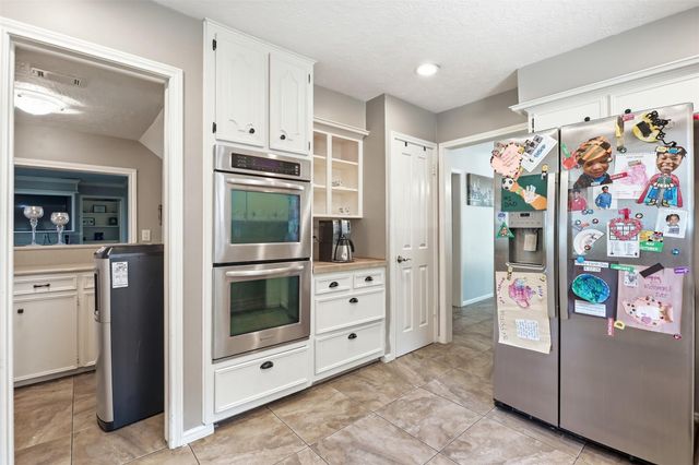 3931 Cypress Lake Drive Drive, Spring, TX 77388
