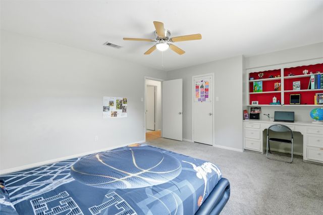 3931 Cypress Lake Drive Drive, Spring, TX 77388