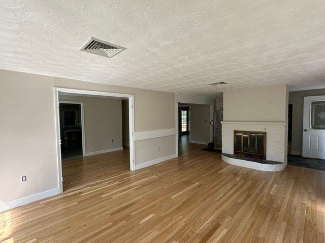 27 Lantern Ln, Dedham, MA 02026