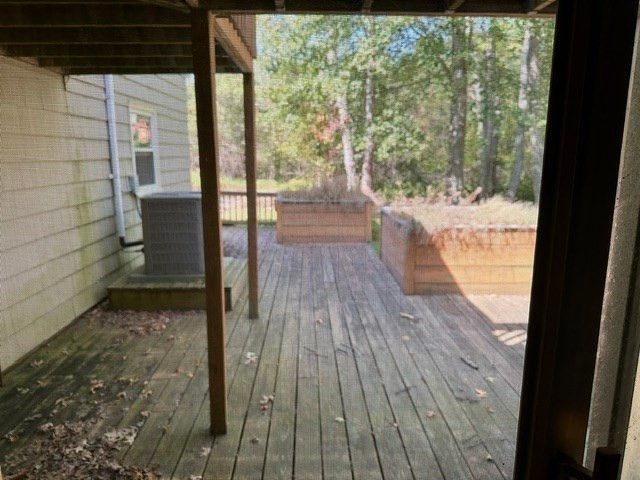 27 Lantern Ln, Dedham, MA 02026