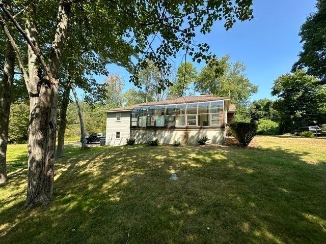27 Lantern Ln, Dedham, MA 02026