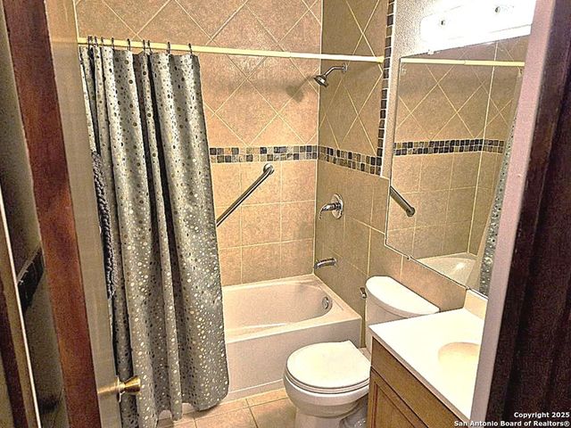 7002 Autumn Chase, Leon Valley, TX 78238