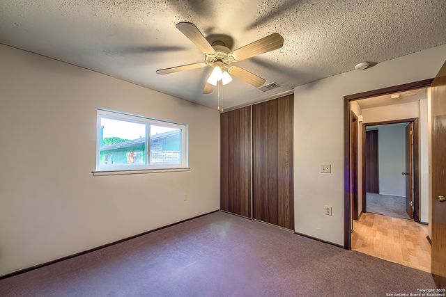 7002 Autumn Chase, Leon Valley, TX 78238