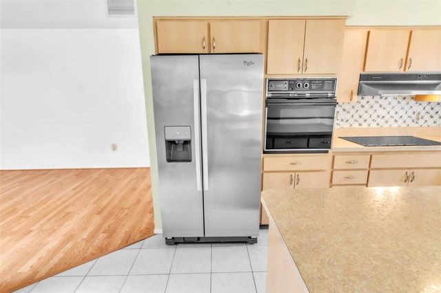 5530 SALEM SQUARE DRIVE N, Palm Harbor, FL 34685