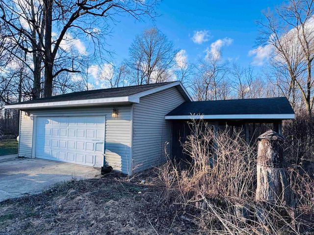 2381 N St Rd 109 Road, Columbia City, IN 46725