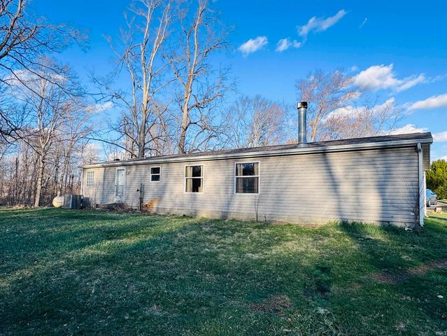 2381 N St Rd 109 Road, Columbia City, IN 46725