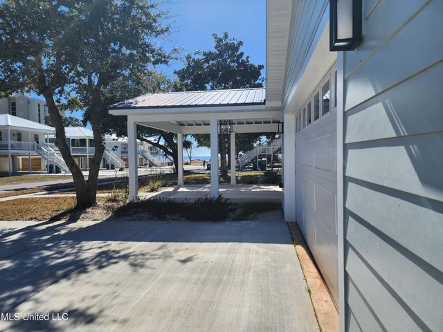 167 Oleander Drive, Gulfport, MS 39507