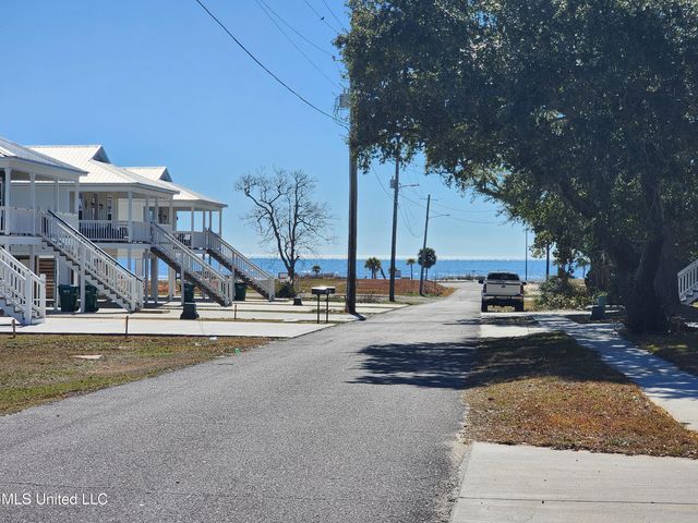 167 Oleander Drive, Gulfport, MS 39507