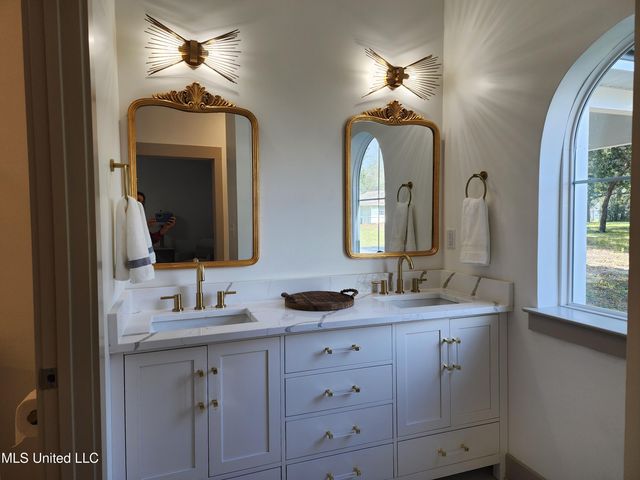 167 Oleander Drive, Gulfport, MS 39507