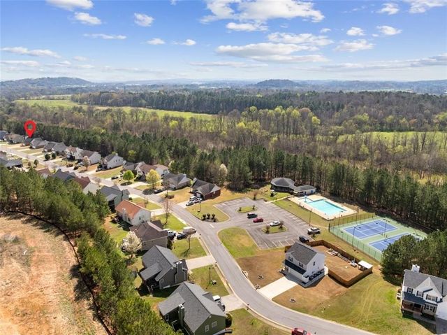 608 Riverside NW Drive, Calhoun, GA 30701