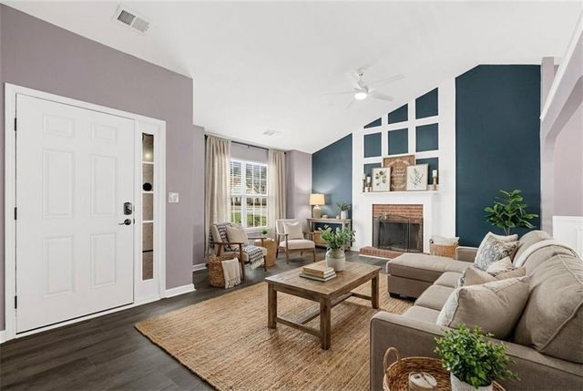 608 Riverside NW Drive, Calhoun, GA 30701