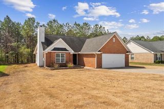 608 Riverside NW Drive, Calhoun, GA 30701