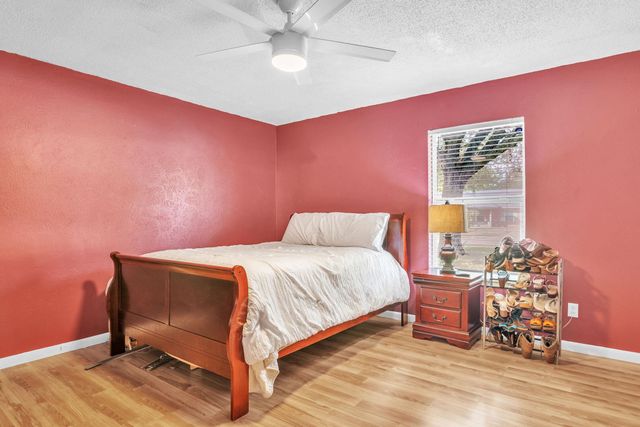 2406 Balsam St, Longview, TX 75605