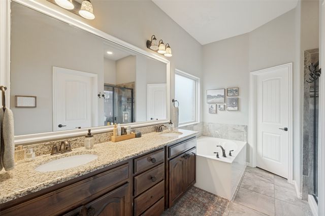2916 Frontier Drive, Denton, TX 76210