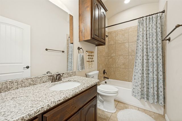 2916 Frontier Drive, Denton, TX 76210