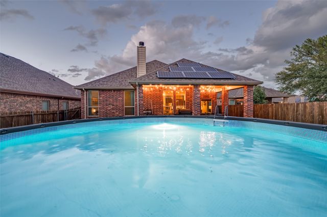 2916 Frontier Drive, Denton, TX 76210