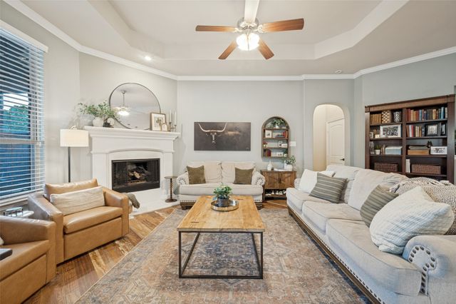 2916 Frontier Drive, Denton, TX 76210
