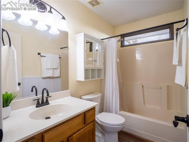 496 E Earl Drive, Pueblo West, CO 81007