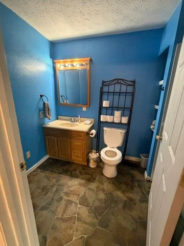 275 Burton Road, Letcher, KY 41832