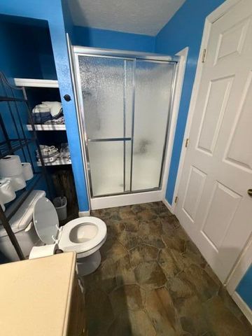 275 Burton Road, Letcher, KY 41832
