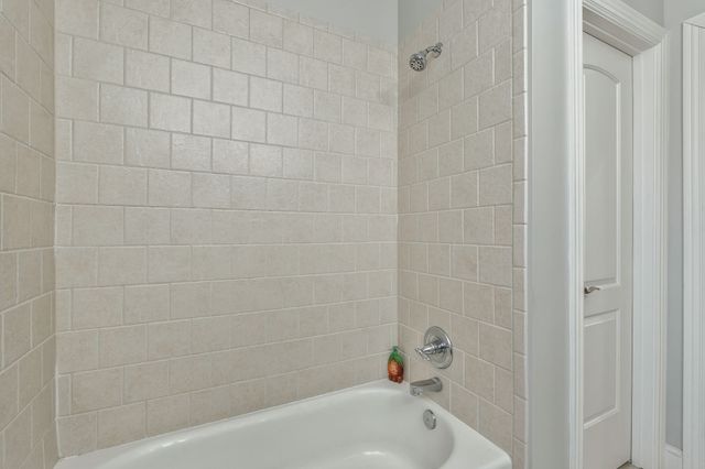 1207 Grandview Dr, Nashville, TN 37215