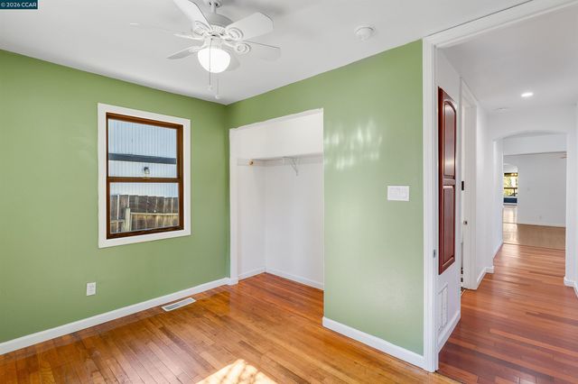 5264 Sunset Dr, El Sobrante, CA 94803