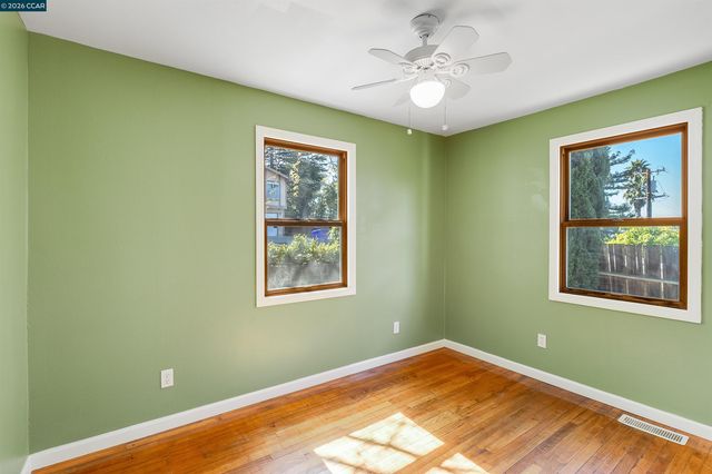 5264 Sunset Dr, El Sobrante, CA 94803