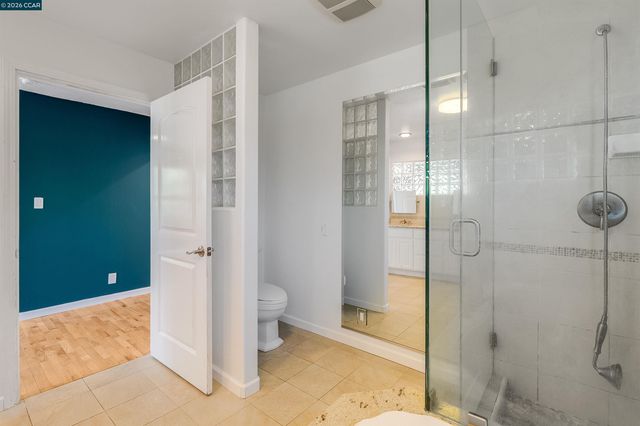 5264 Sunset Dr, El Sobrante, CA 94803