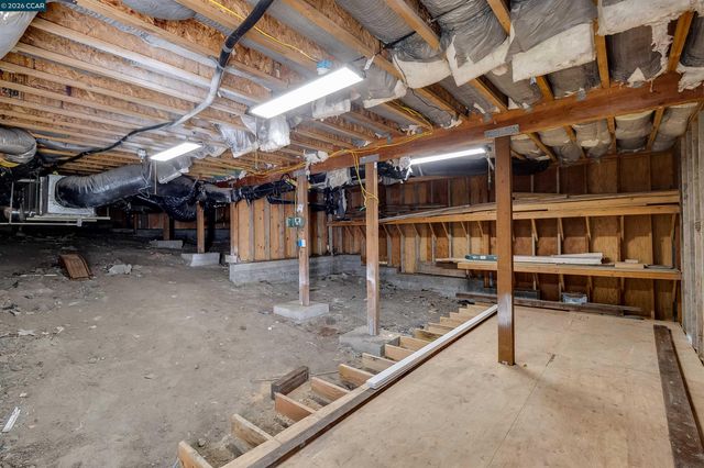 5264 Sunset Dr, El Sobrante, CA 94803