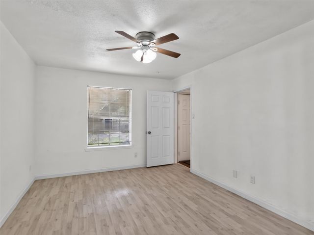9700 Leawood 1315, Houston, TX 77099