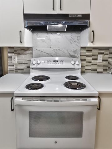 9700 Leawood 1315, Houston, TX 77099