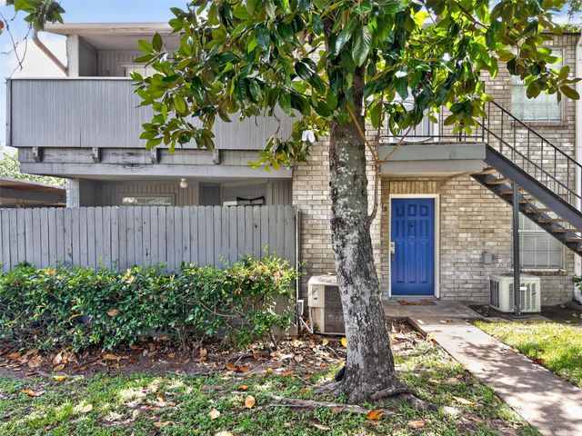 9700 Leawood 1315, Houston, TX 77099