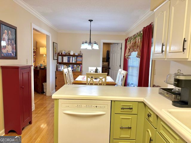 598 Edmondson Avenue, Lagrange, GA 30240