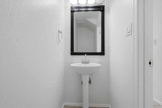 2901 Wilder Loop NE, Rio Rancho, NM 87144