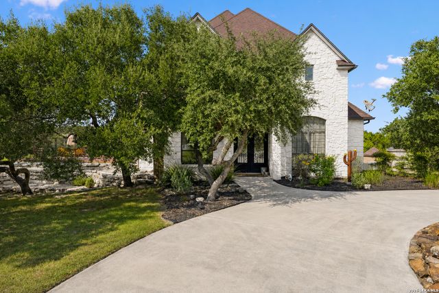 261 COVENEY TRL, Boerne, TX 78006