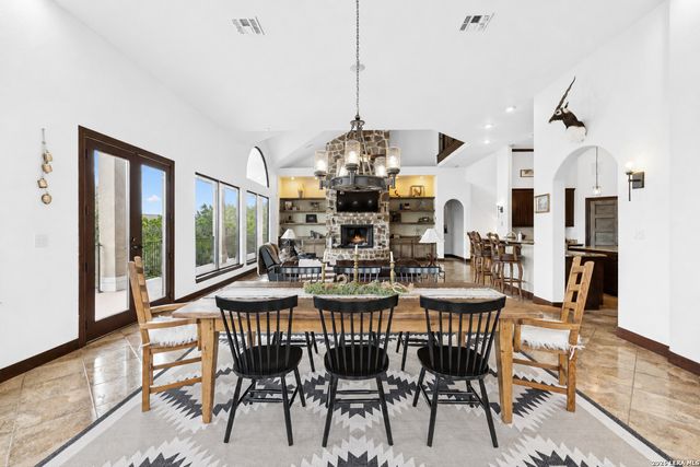 261 COVENEY TRL, Boerne, TX 78006