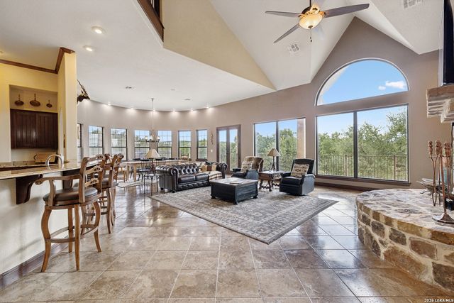 261 COVENEY TRL, Boerne, TX 78006