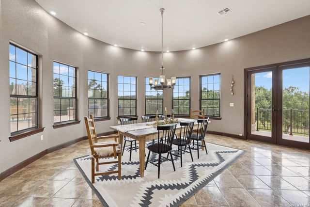 261 COVENEY TRL, Boerne, TX 78006