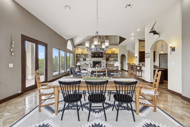 261 COVENEY TRL, Boerne, TX 78006